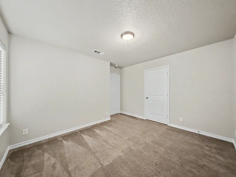408 Bashaw Loop — Photo 14