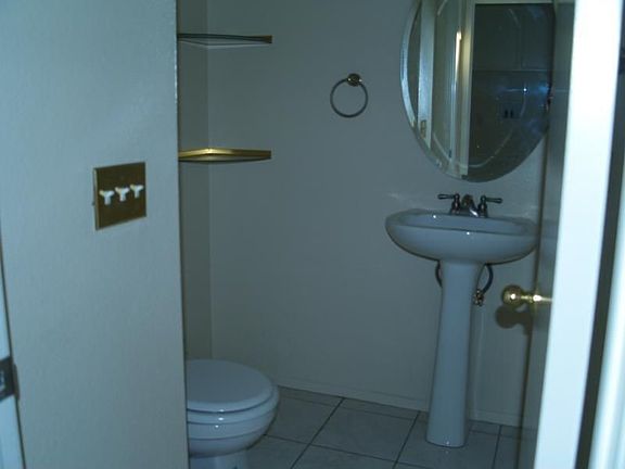 3rd image of 1035 Blackburn Way