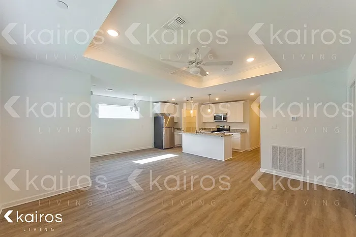3 bed, 2.0 bath, 1495 sqft, $1,775 — Photo 4