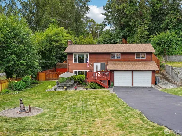 553 S 111th Street, Seattle, WA 98168
