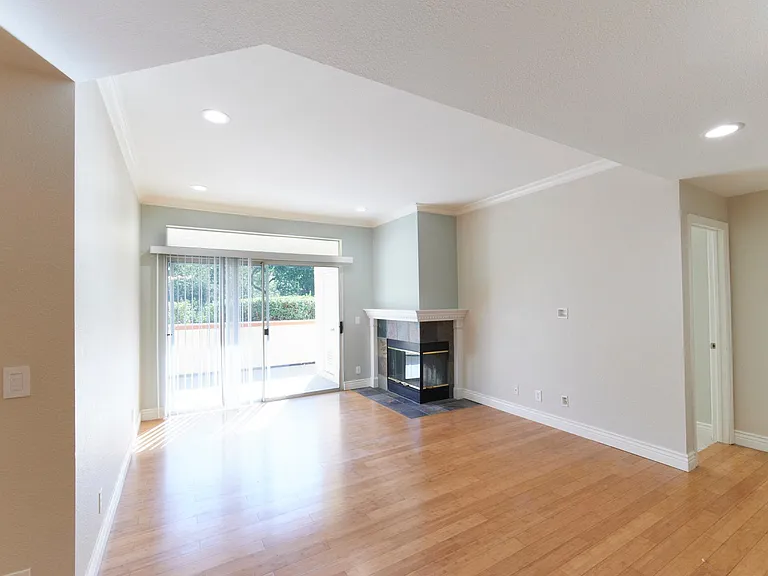 7031 Dublin Meadows St — Photo 6