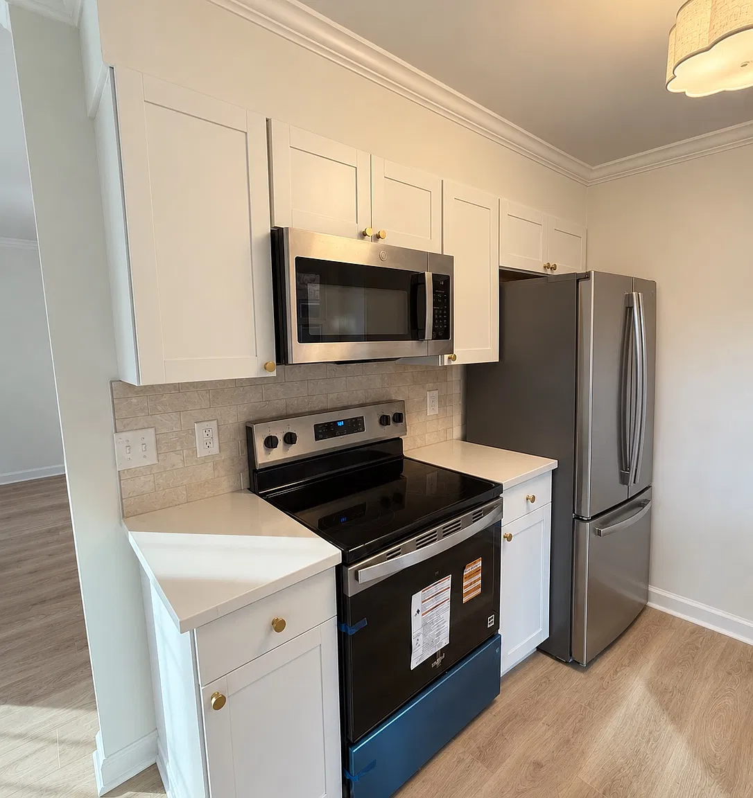 2 bed, 933 sqft, $2,100 — Photo 4