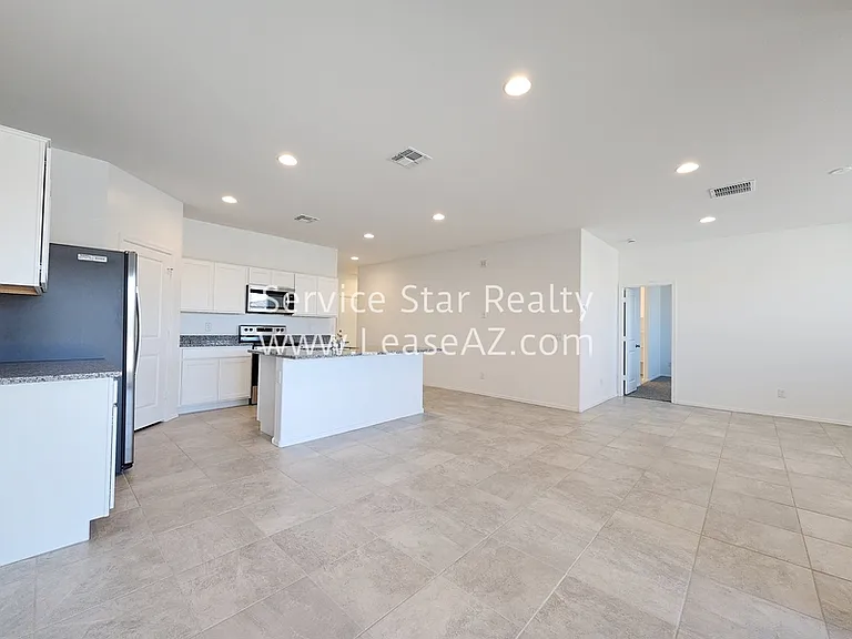 1167 W Del Monte Pl — Photo 15