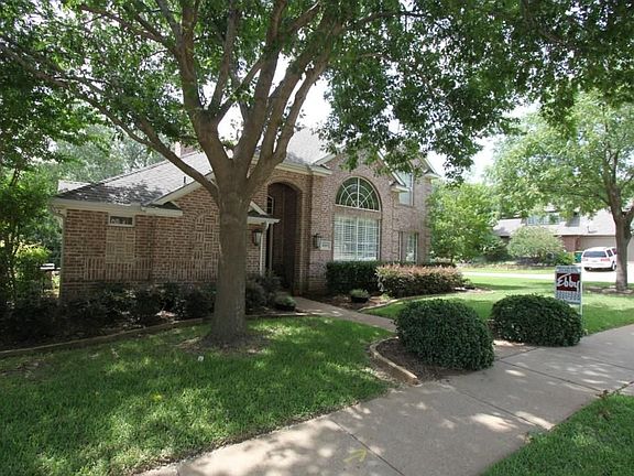 3rd image of 1009 Canongate Dr