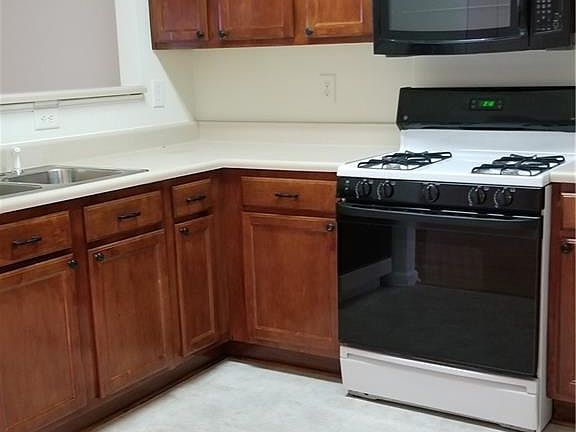 4th image of 1269 Birkhall Dr