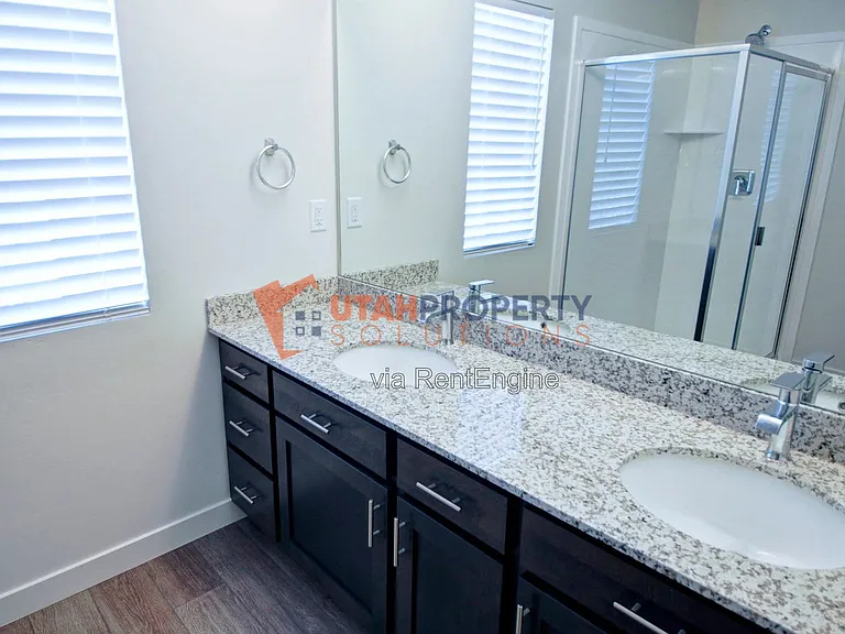 1008 W 430 S — Photo 16