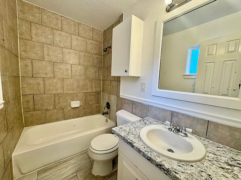 602 Lovett Ave — Photo 22