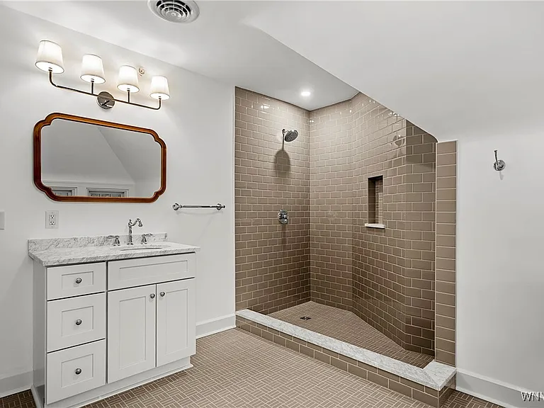 681 Lafayette Ave #3 — Photo 13