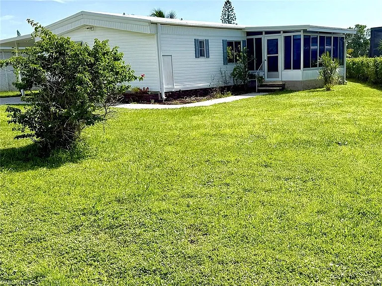 41 Lake Diane Dr — Photo 1