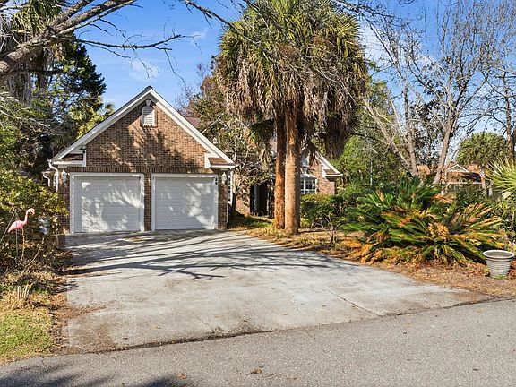 2nd image of 29 Pine Valley Ln.