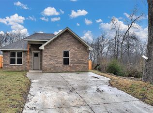 231 E Walker St, Denison, TX 75021