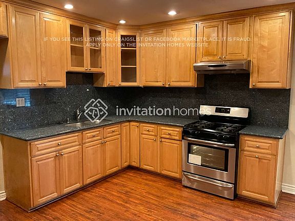 4th image of 6402 Blewett Ave