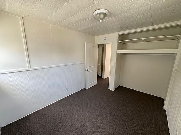 3rd image of 121 30th St #B