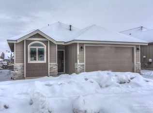 2958 NE Flagstone Ave, Bend, OR 97701