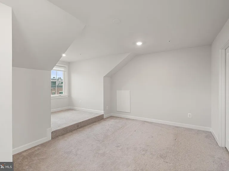 43467 Grandmoore St — Photo 39