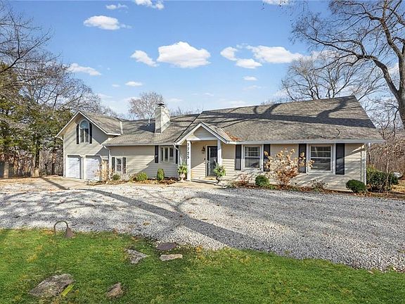 2nd image of 7725 Woodland Dr