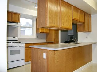 77 Valley Rd, Cos Cob, CT 06807