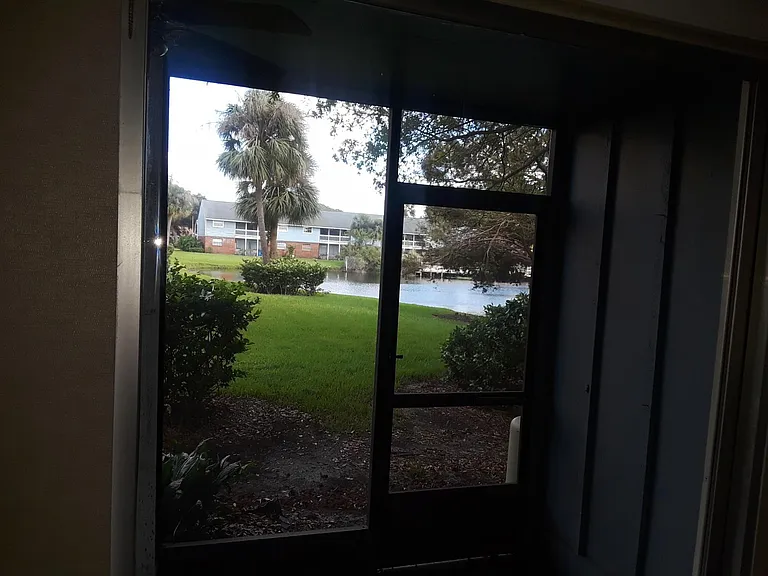 200 Country Club Dr #101 — Photo 11
