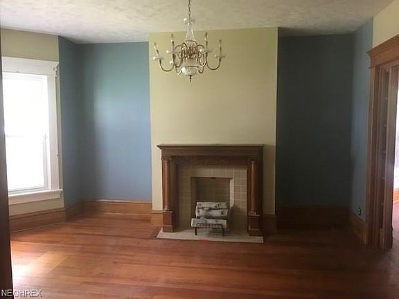 3rd image of 503 Washington St