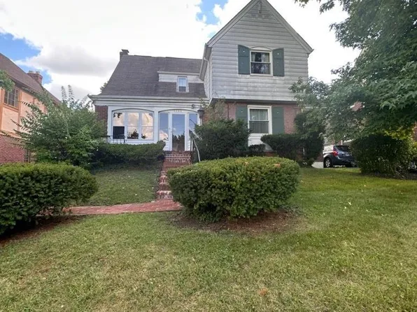 1111 Sunnyslope Dr, Cincinnati, OH 45229