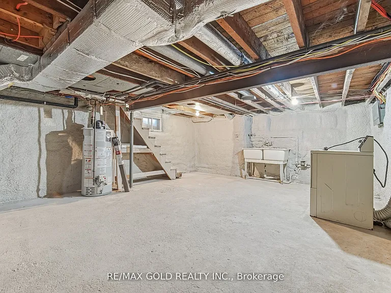 4445 Simcoe St — Photo 36