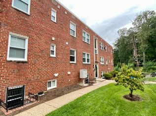 3421 Brothers Pl SE #302, Washington, DC 20032