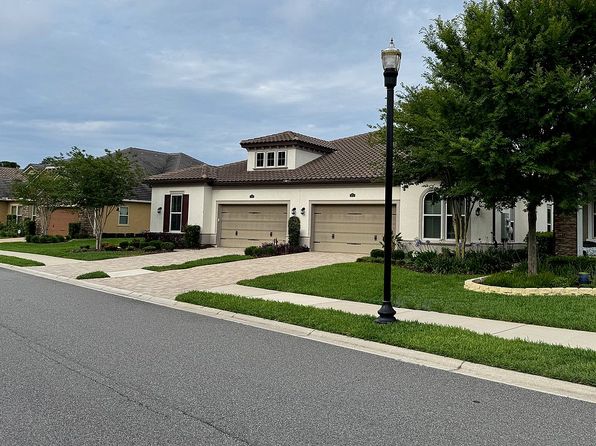 2979 Lucena Ln