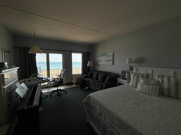 703 Ocean Blvd #301 — Photo 10
