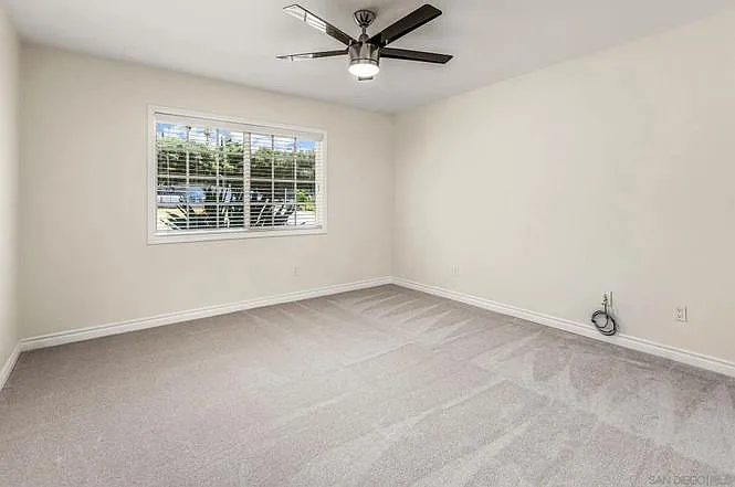 2735 Alexander Dr — Photo 16
