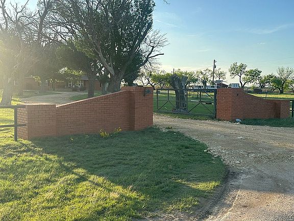 2nd image of 500 County Road 201