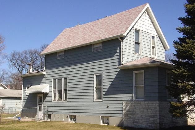 2nd image of 2216 University Ave