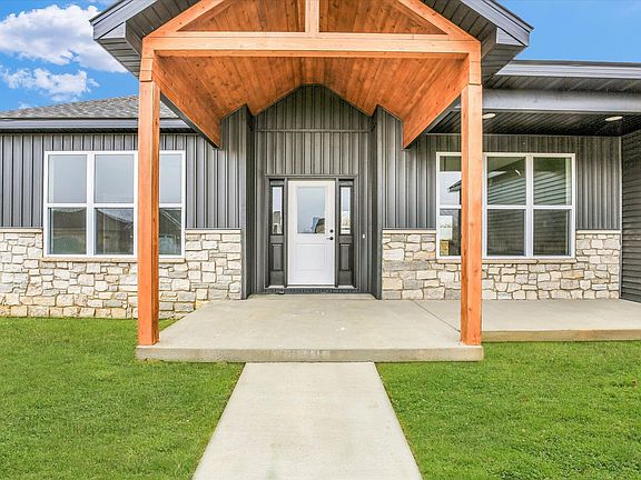 4th image of 2902 Haydon Dr