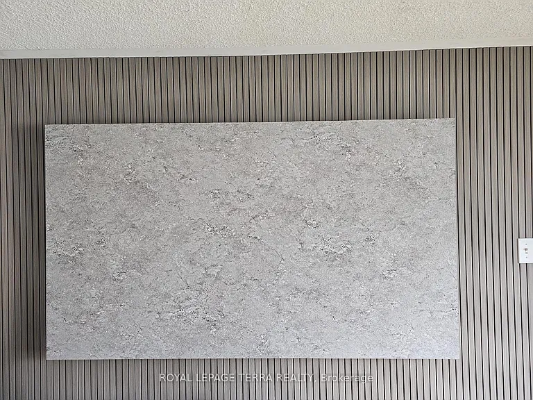 23 Ferguson Dr — Photo 4