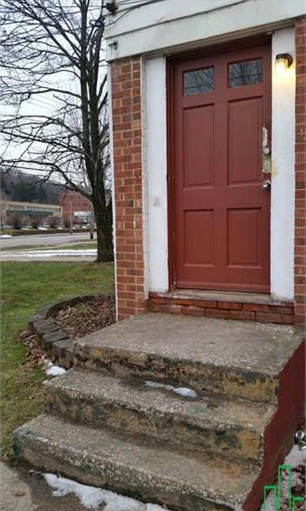 1st image of 25221 Euclid Ave
