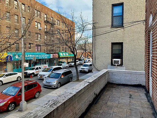 Rented by Compass | media 12