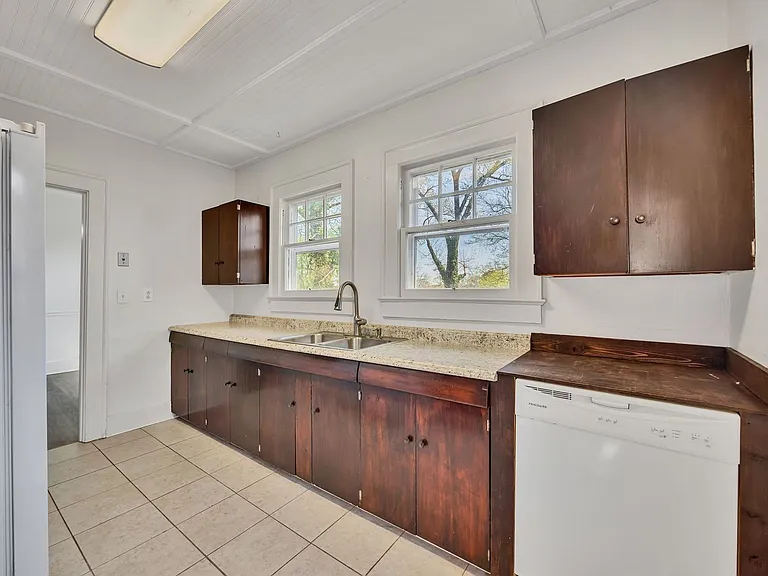 156 Greens Lake Rd — Photo 11