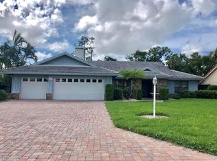 5404 Foxhound Dr, Naples, FL 34104