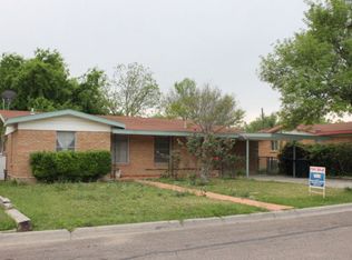 1216 Kennor Dr, Eagle Pass, TX 78852
