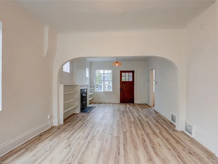 1036 W 9th Ave — Photo 10