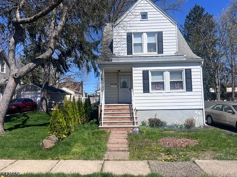 317 Dietz St photo 1