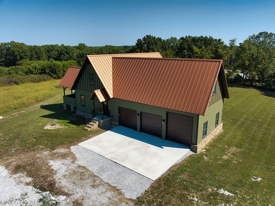 1st image of 43 Spring Flood Rd