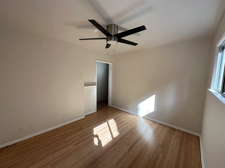 1033 Pearl St #1 — Photo 22