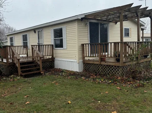 55756 Barbee Rd, Mendon, MI 49072