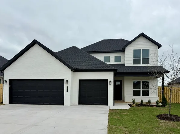 1815 Farmer St, Pea Ridge, AR 72751
