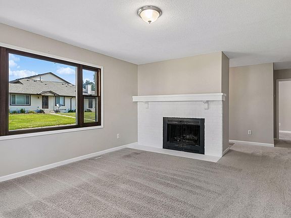 2nd image of 6748 Gretchen Ct N