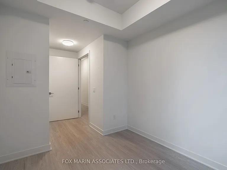 11 Yorkville Ave #802 — Photo 28