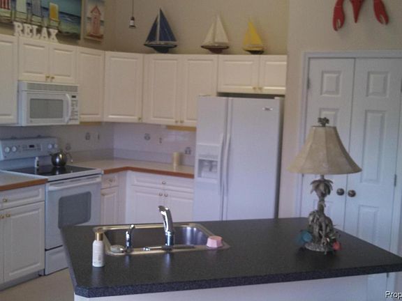 2nd image of 117 Mariners Point Ln