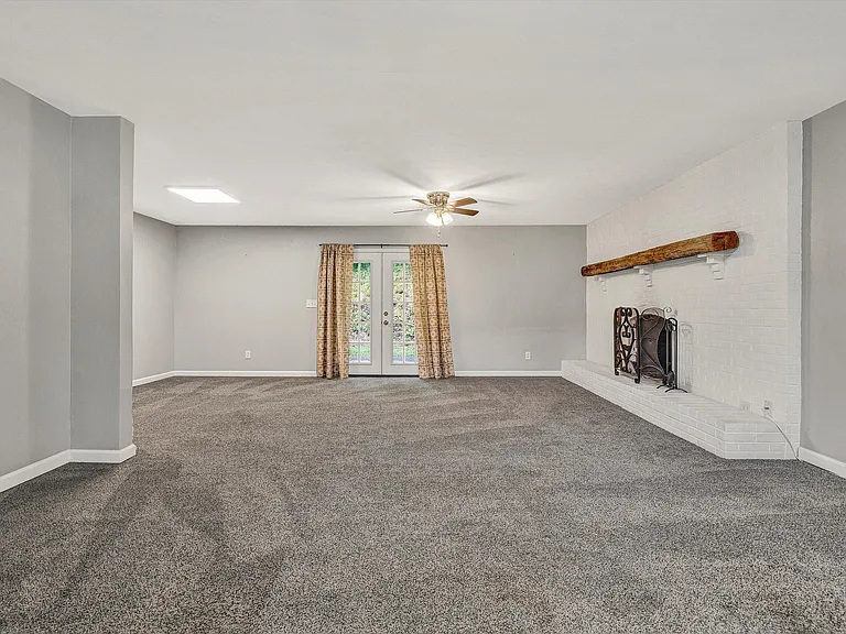 7507 Bent Mountain Rd — Photo 12