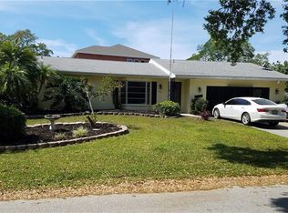504 Poinsettia Rd, Nokomis, FL 34275