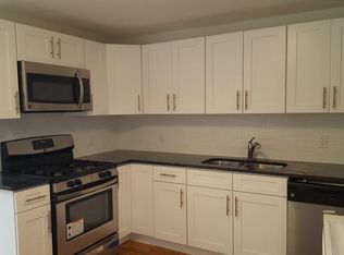 72 Kenilworth St, Waterbury, CT 06710